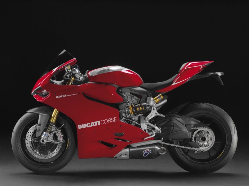 Ducati 1199 Panigale R: vuole correre