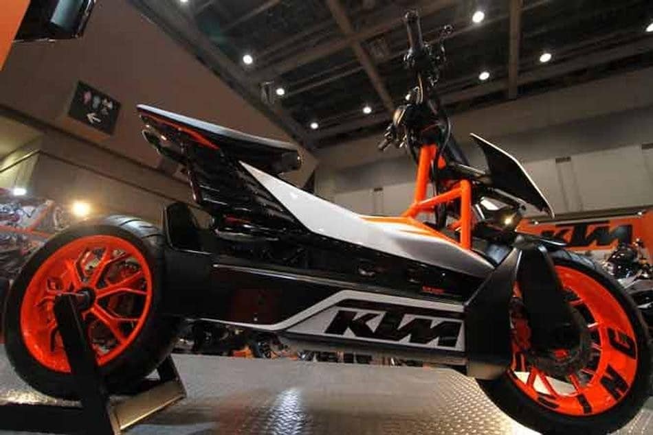 KTM dà la scossa allo scooter