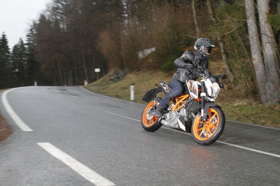 KTM Duke 390: il primo test