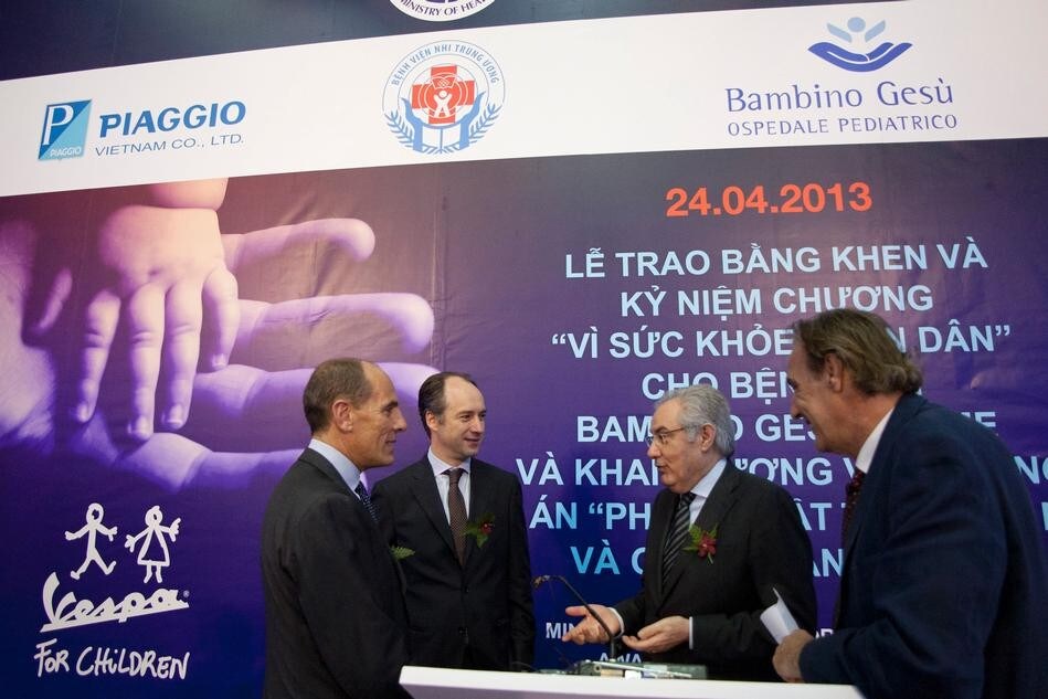 Vespa for Children, il primo atto