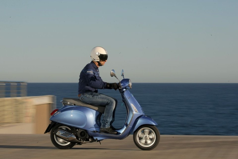 Vespa Primavera, subito in sella!
