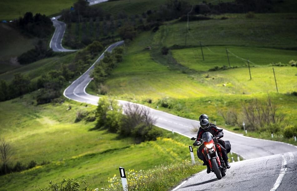 Ducati lancia il Service Warm Up