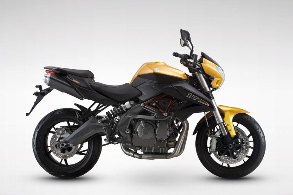 Benelli BN 600 R: la naked prestazionale