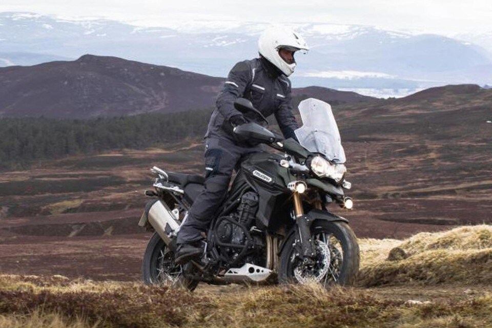 Triumph lancia le promozioni 2015