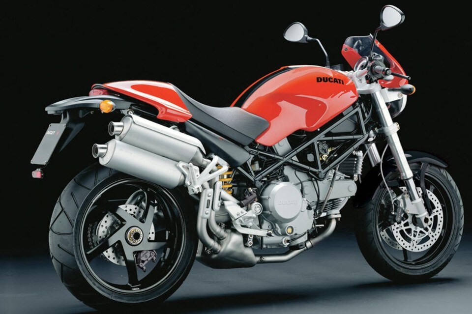 Scegliere l'usato: Ducati Monster S2R, aria da special