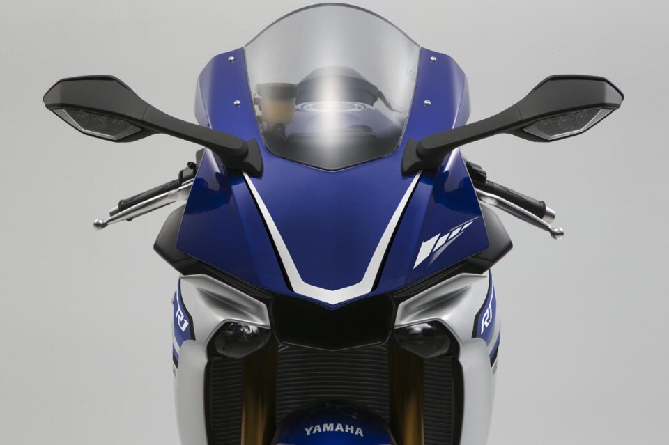 Yamaha YZF-R1M: aperte le prenotazioni