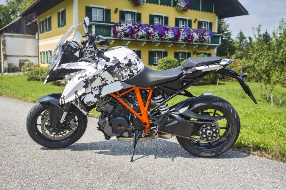 KTM svela la 1290 Super Duke GT 