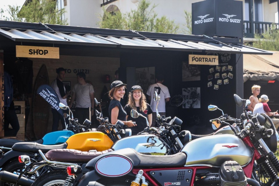 Moto Guzzi e OMT Garage a Wheels and Waves