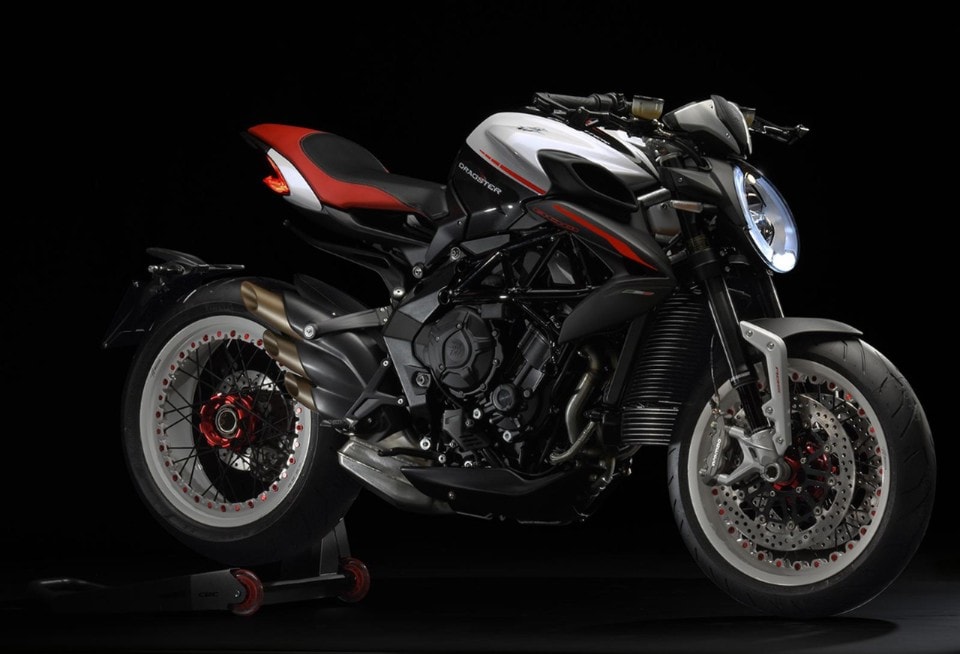 MV Agusta: la nuova Dragster 800 RR