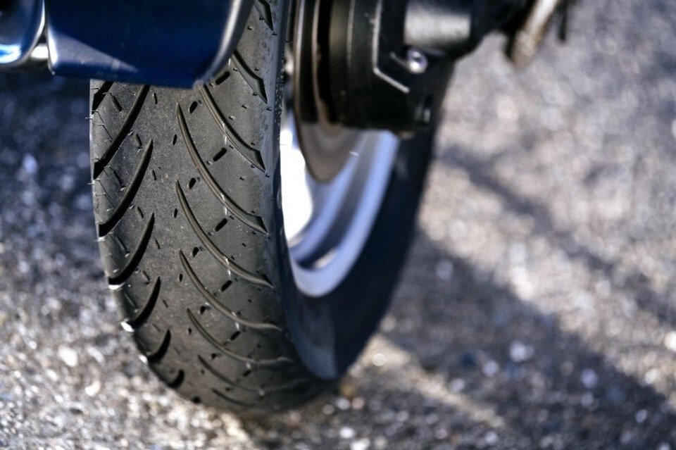 Metzeler: nuove misure convenzionali per il pneumatico Roadtec 01