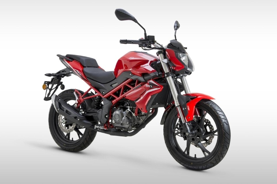 Benelli BN 125 arriva nelle concessionarie