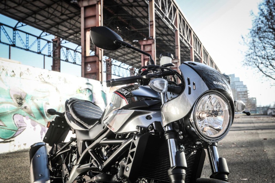 La Suzuki SV650X trionfa nei Best Bike Awards 2018