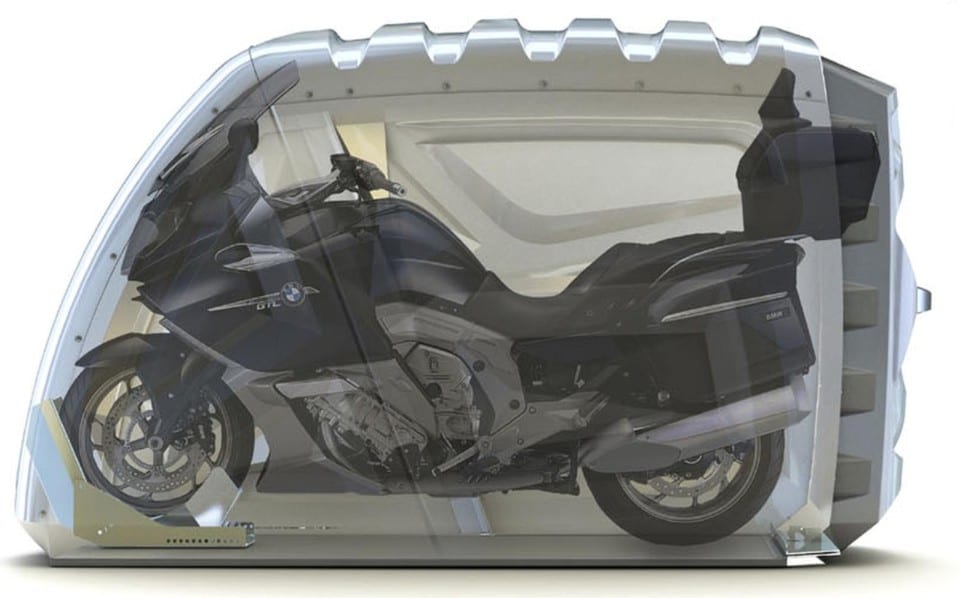 Il box portatile per la moto