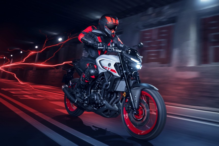 Yamaha MT-03: la piccola si rinnova