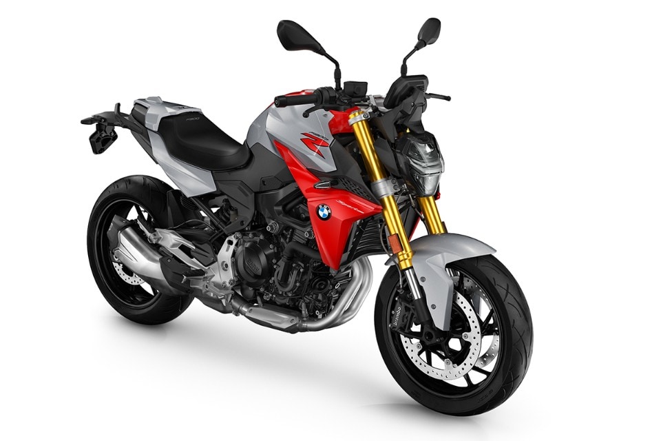 BMW F 900 R: ancora più sportiva