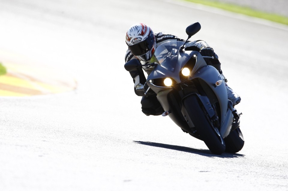 Yamaha YZF-R1: un attimo prima della rivoluzione