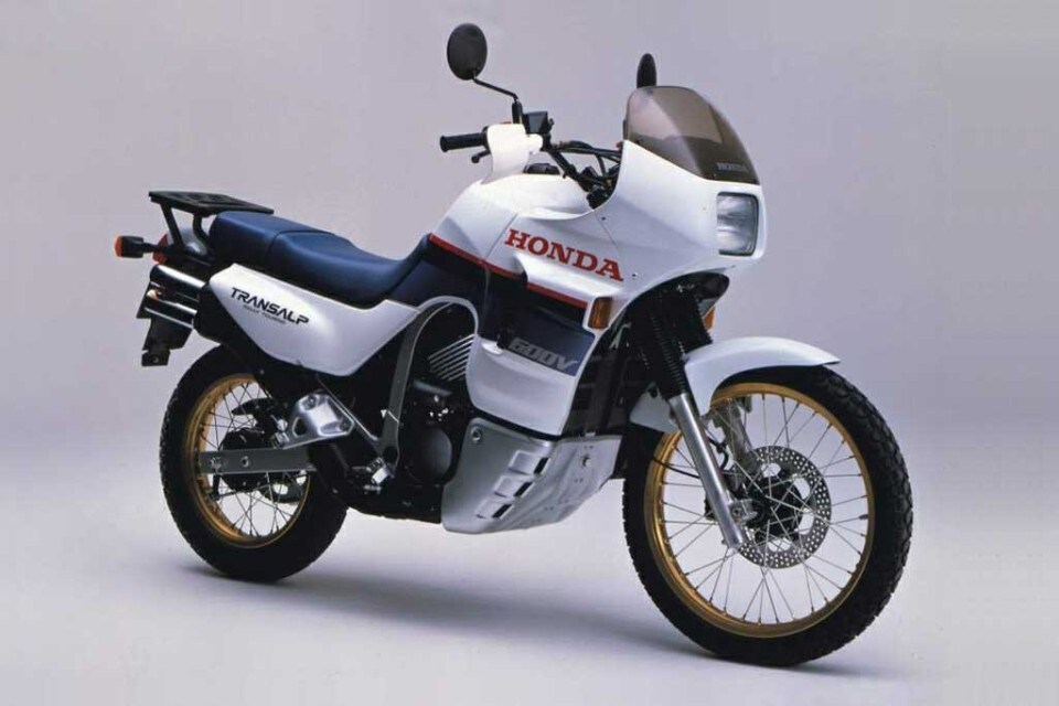 Honda fa rinascere la Transalp?