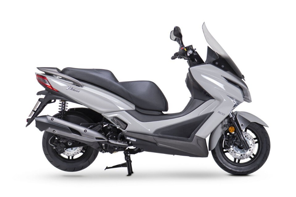 Kymco: l'X-Town 300 si aggiorna
