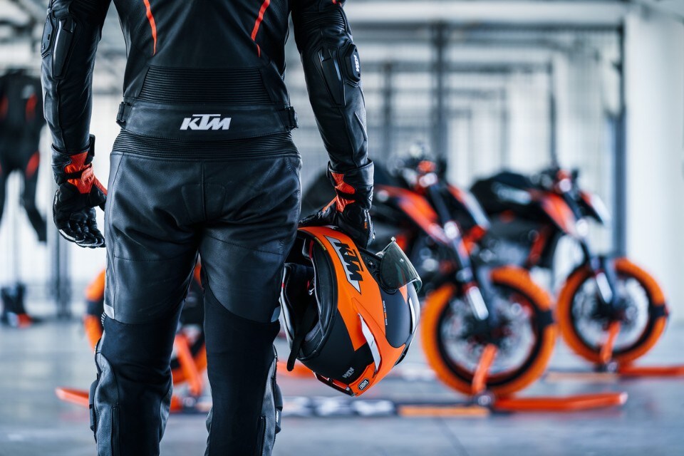 KTM 890 Duke, in arrivo due nuove versioni