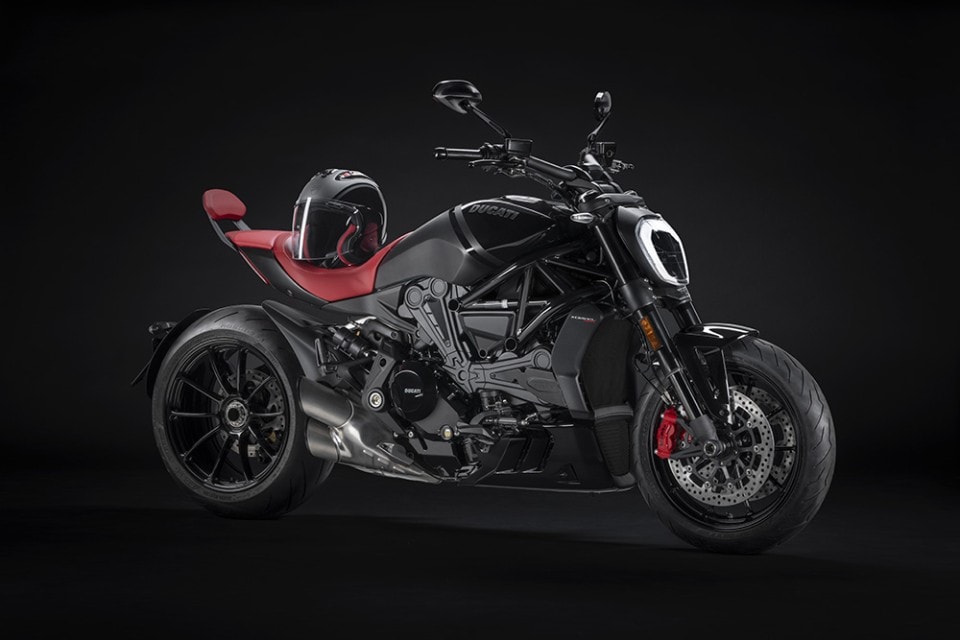 Ducati XDiavel Nera: lusso senza compromessi