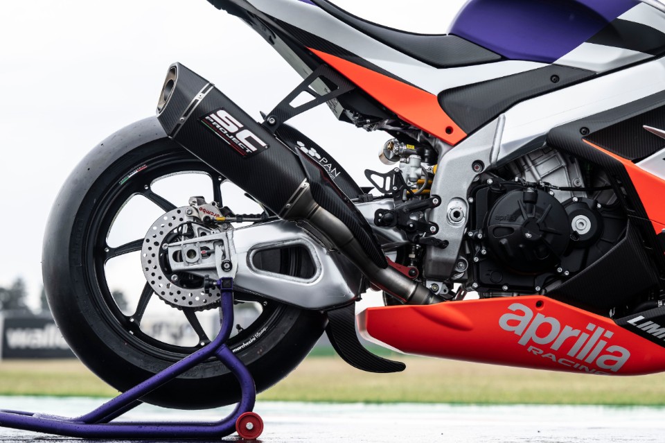 Aprilia RSV4 XTrenta, performance da MotoGP