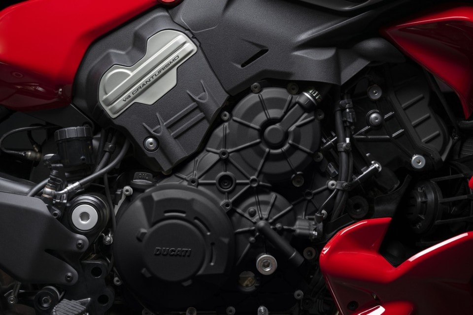Ducati Diavel V4 2023: la nuova muscle cruiser di Borgo Panigale