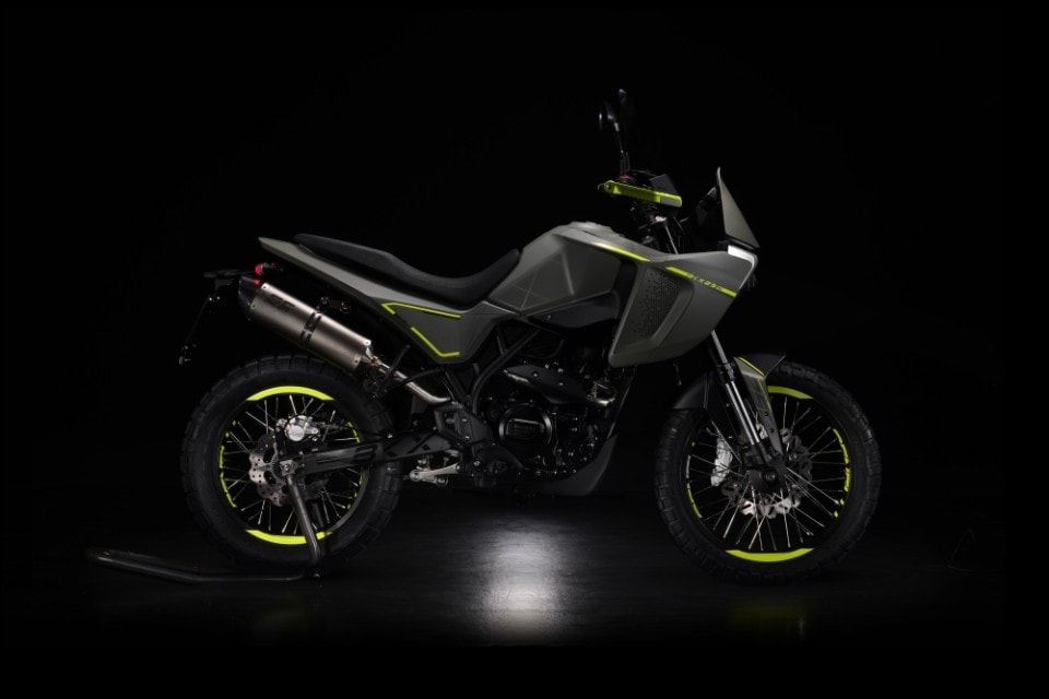 Benelli BKX 250 e 250 S