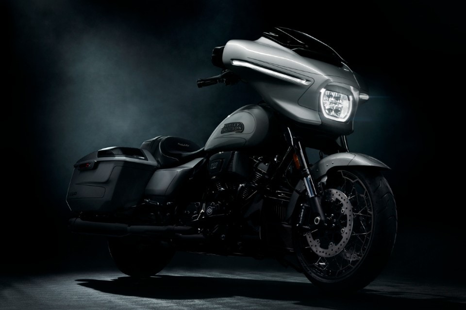 Harley-Davidson presenta le Limited Edition CVO Street Glide e CVO Road Glide