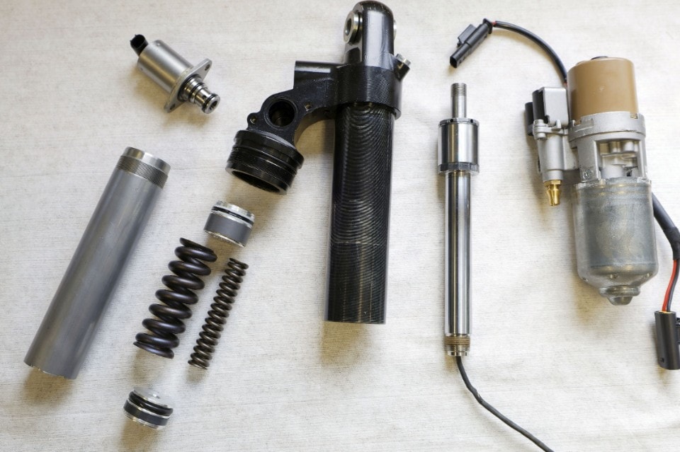 Frenata automatica e telaio a rigidezza variabile: le prime novità della BMW R 1300 GS