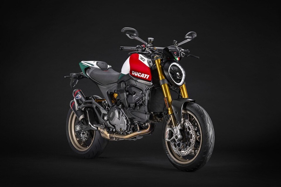 Ducati: un Monster speciale per festeggiare i 30 anni del modello