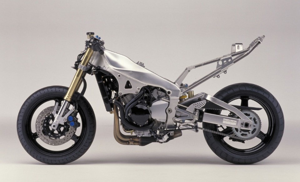 Belle davvero: Yamaha YZF-R1