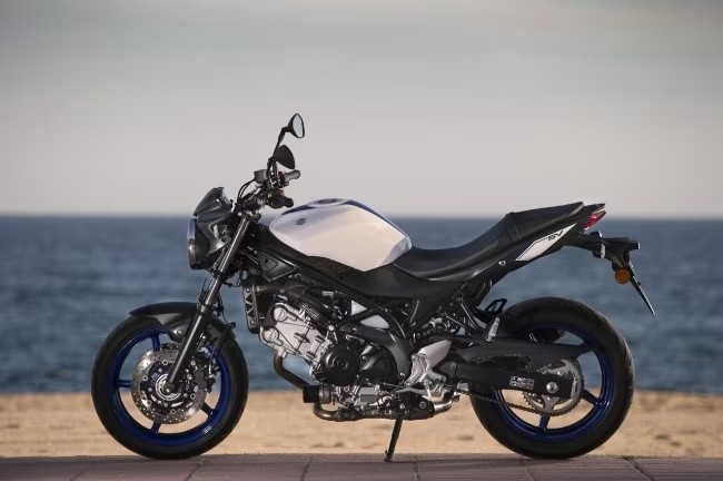 Suzuki SV 650: una delle moto più intelligenti di sempre