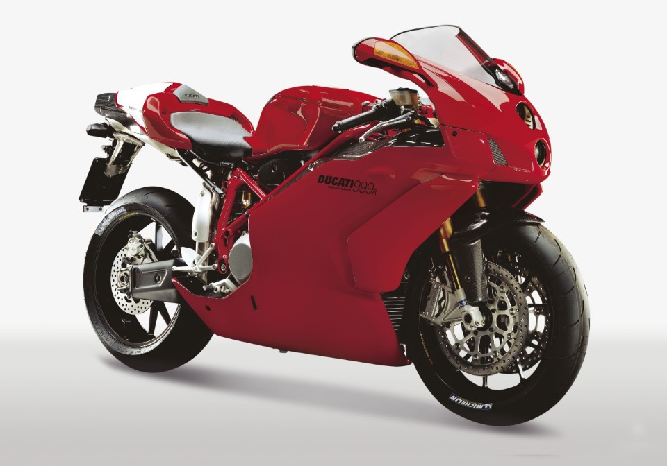 Ducati 999R: storia e caratteristiche