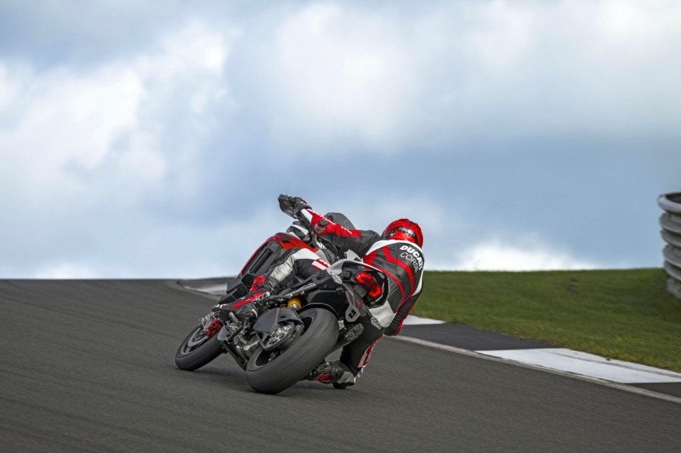 Ducati Multistrada V4 RS: la corsa agli armamenti