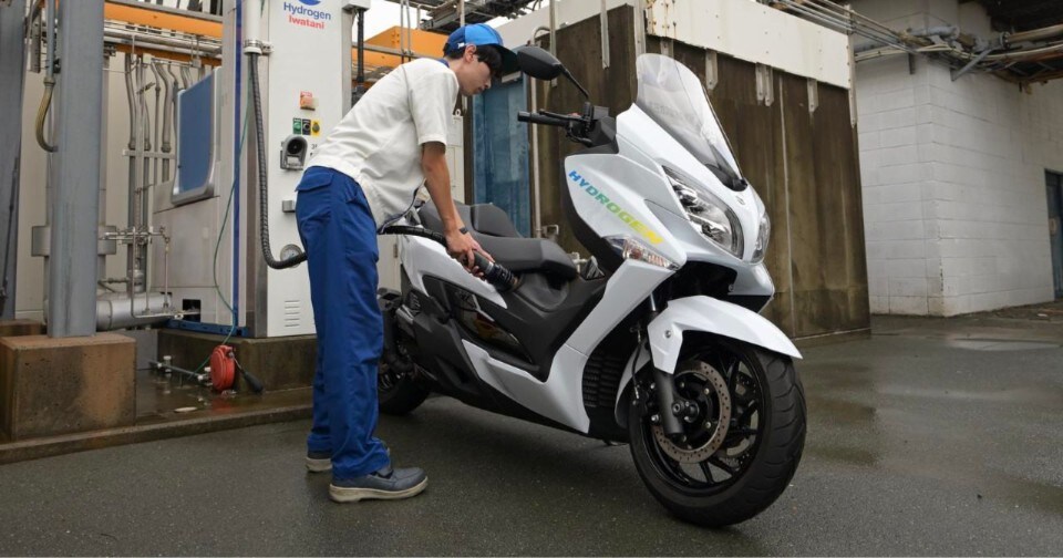 Suzuki Burgman a idrogeno: i dettagli