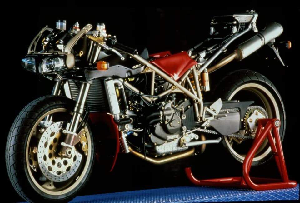 Ducati 916, quando l'efficacia diventa bellezza
