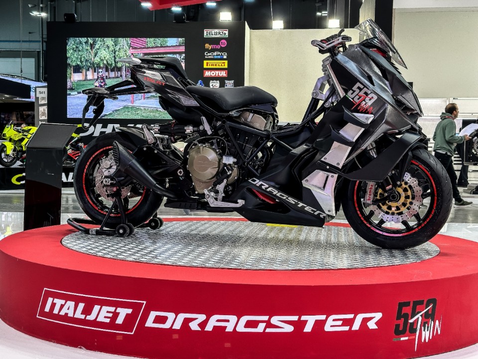 A EICMA 2023 Italjet presenta il prototipo definitivo del Dragster 559 Twin