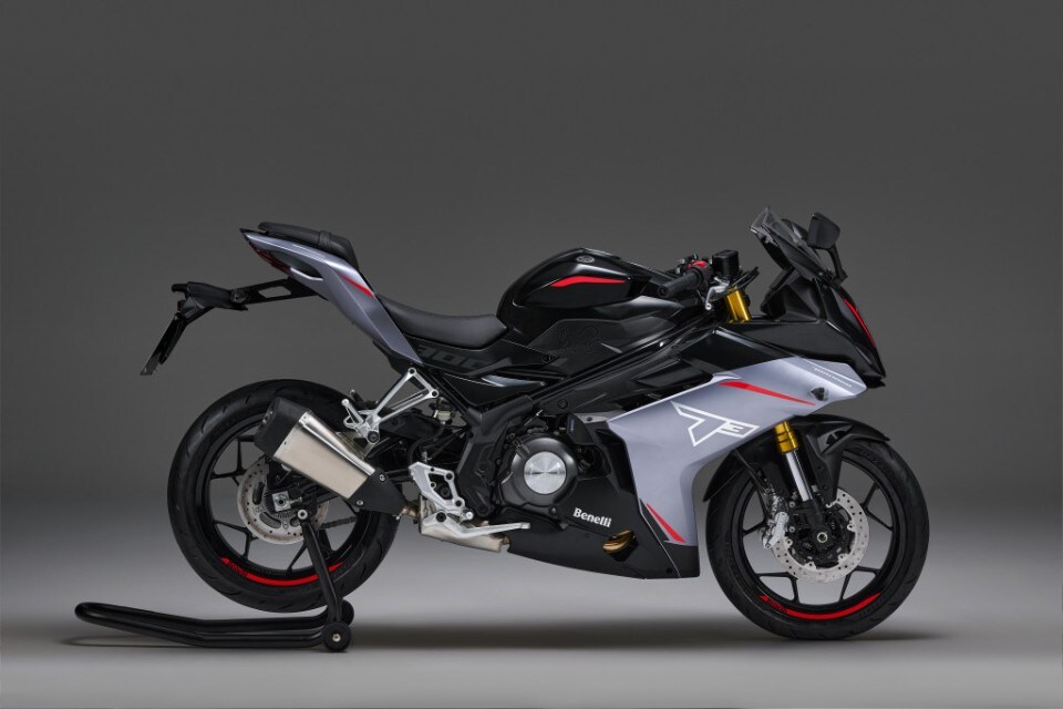 Benelli presenta la piccola sportiva Tornado 300