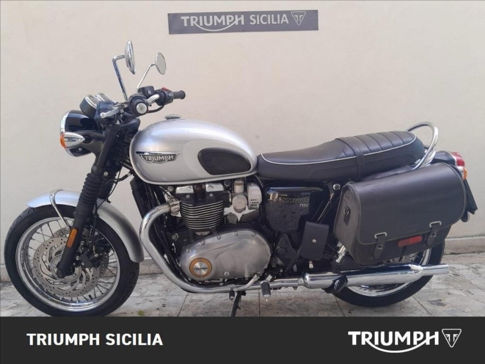 Triumph Bonneville, l’usato su Dueruote Annunci 