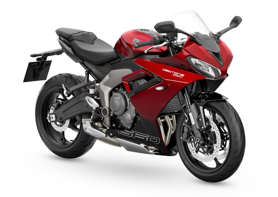 Triumph Daytona 660: com'è fatta e quanto costa