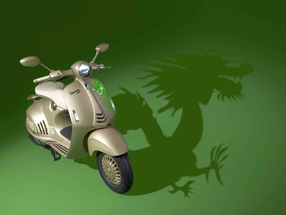 Vespa: ecco la versione speciale "Dragon" della 946