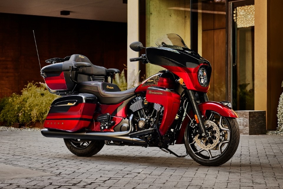 Indian Roadmaster Elite 2024: raffinatezza e stile