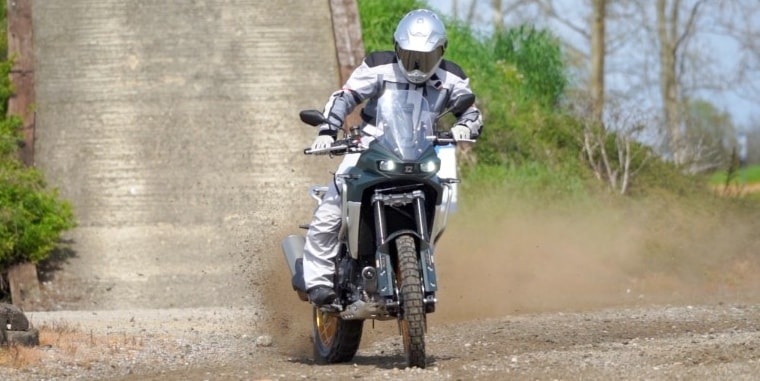 Kove 800X Pro: tutta la verità sull'Adventure più leggera del mondo +VIDEO+