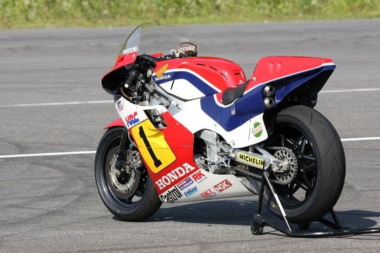 Honda NSR 500: storia di una delle moto più vincenti di sempre