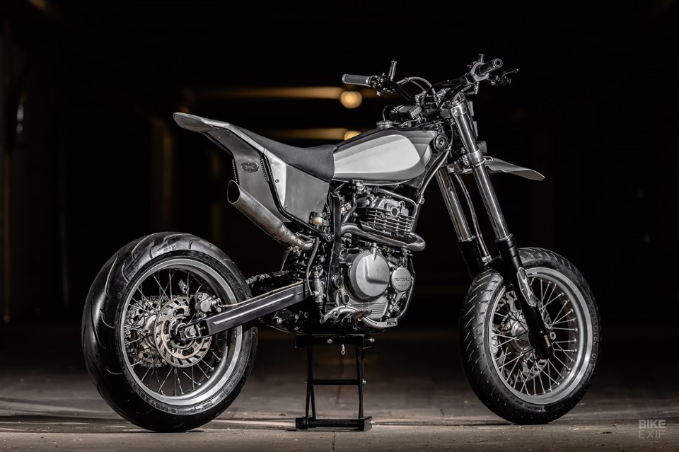 Beta Motard M4, la special di Emporio Elaborazioni Meccaniche