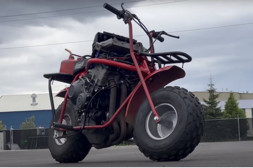 Follie dal mondo: una minimoto con il motore di una CBR 1000 Fireblade