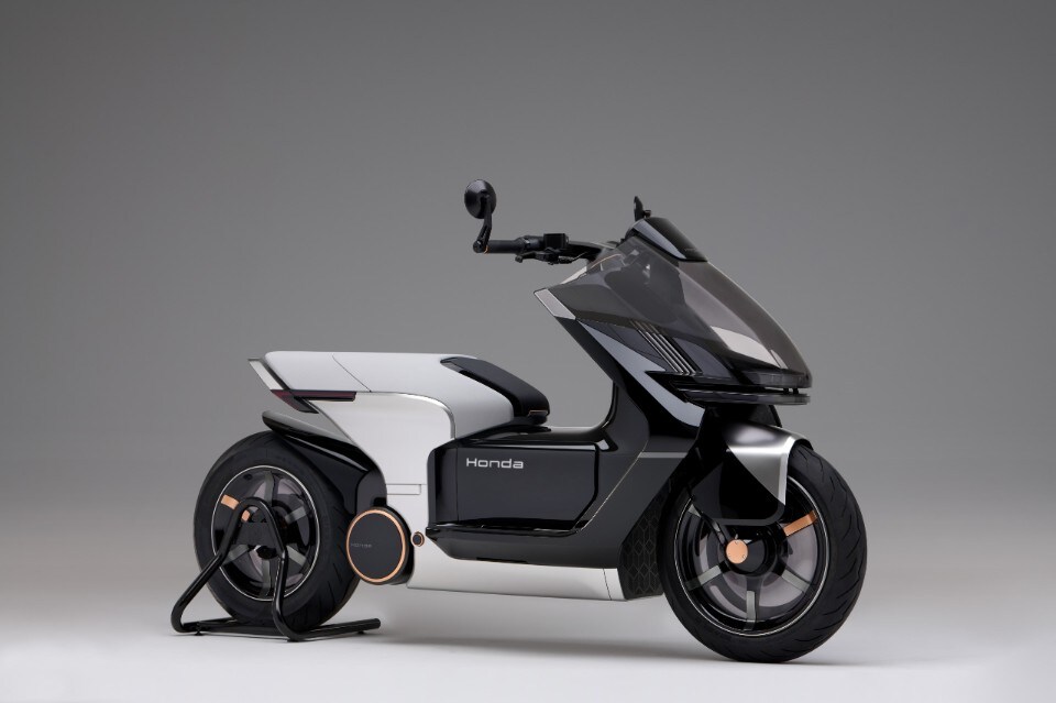 Ad EICMA 2024 Honda svela due concept elettrici