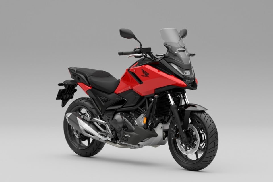  Honda rinnova la NC750X per il 2025 