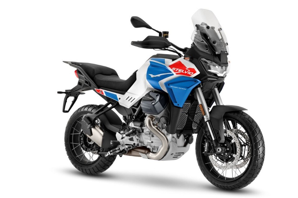 Aprilia Tuareg Rally e Moto Guzzi Stelvio Duecento Tributo: via al prebooking