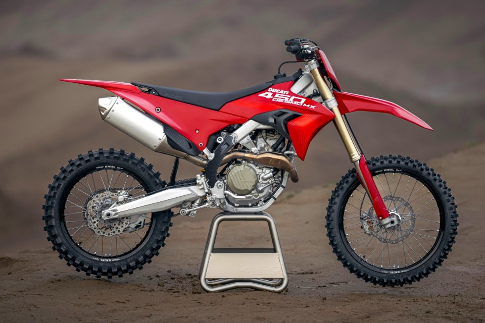 La Ducati Desmo450 MX è il motivo per cui d'ora in avanti sempre più persone compreranno una moto da cross